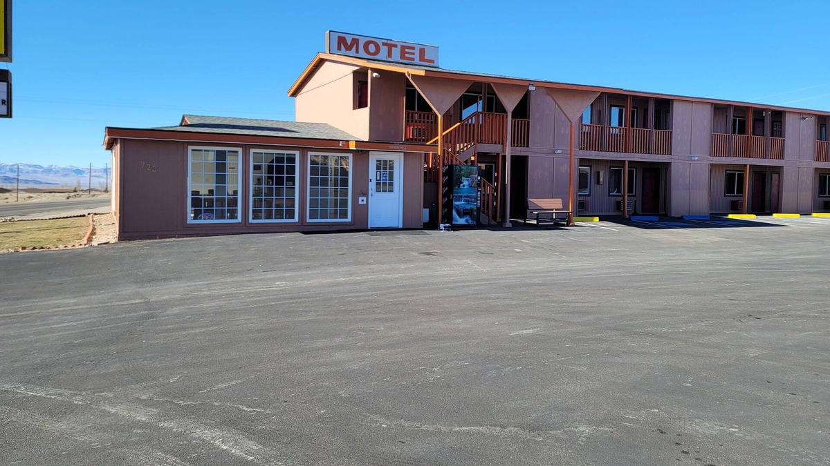 Tonopah Hotel | Travel Inn