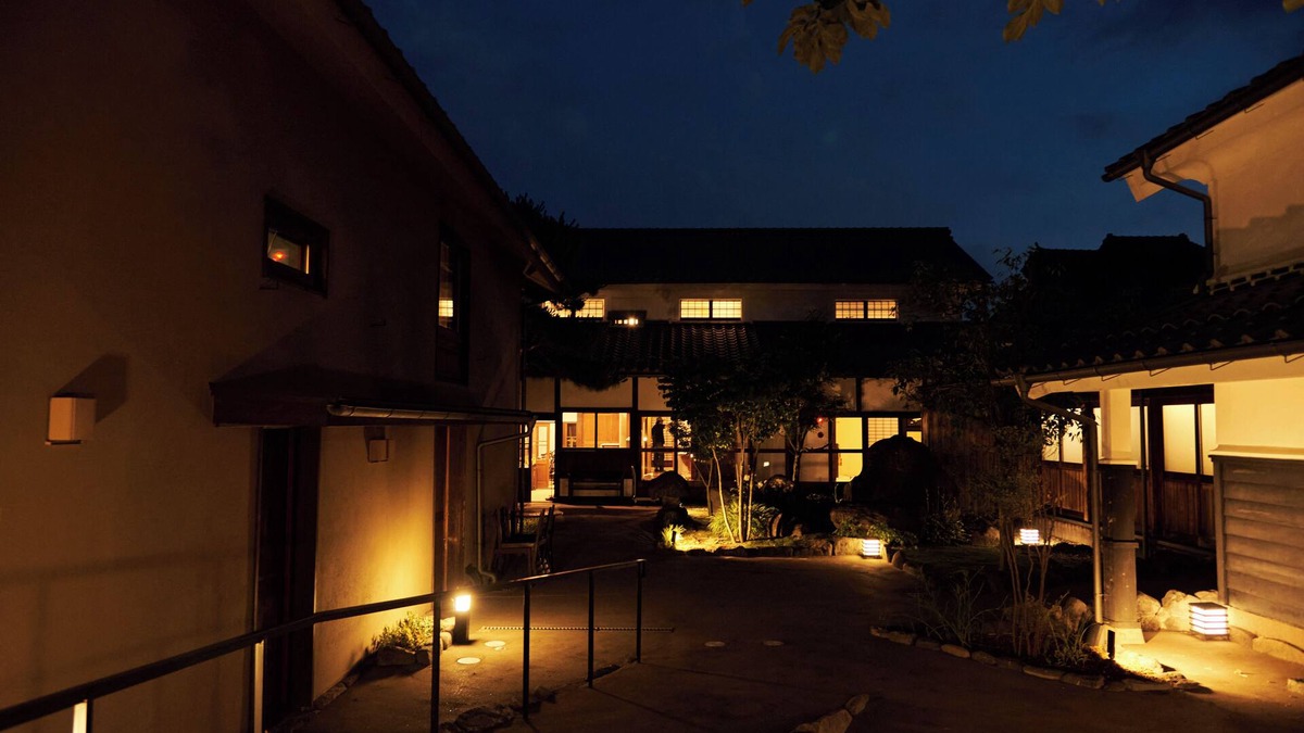 Tomi Hotel | Travel Stop UNNOWA
