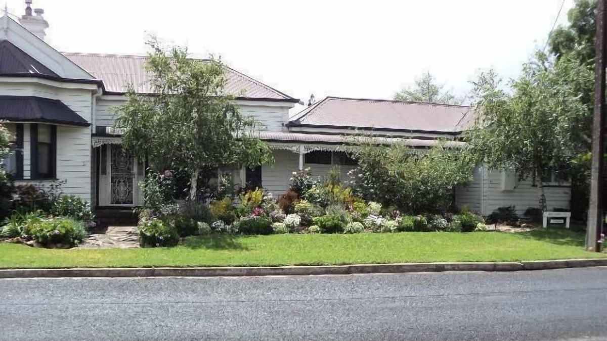 Penola Bed & Breakfast | Traveler's Rest - Bed & Breakfast Supplies