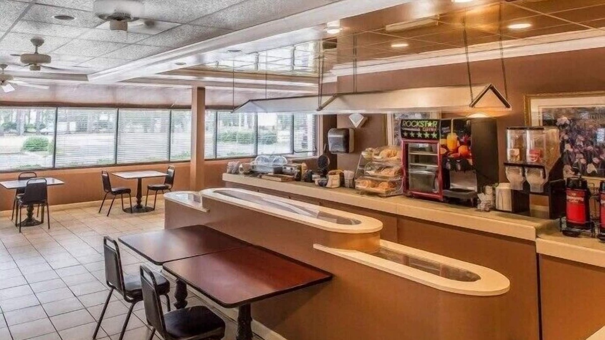 Douglas Hotel | Travelers Inn Douglas By OYO US-441