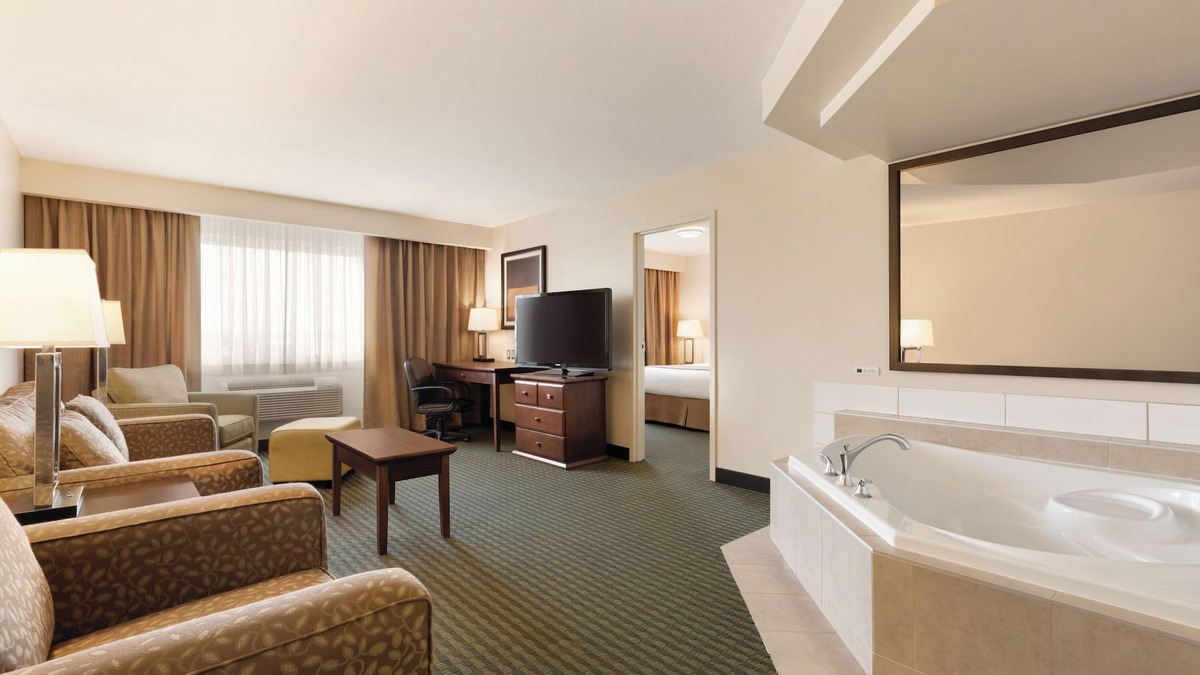 Weyburn Hotel | Travelodge by Wyndham Weyburn