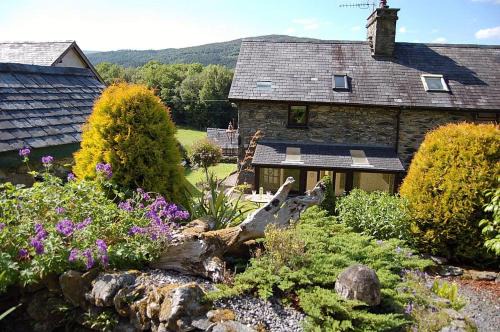 Penmaenpool House | Tre-Allt Gorgeous Cottage