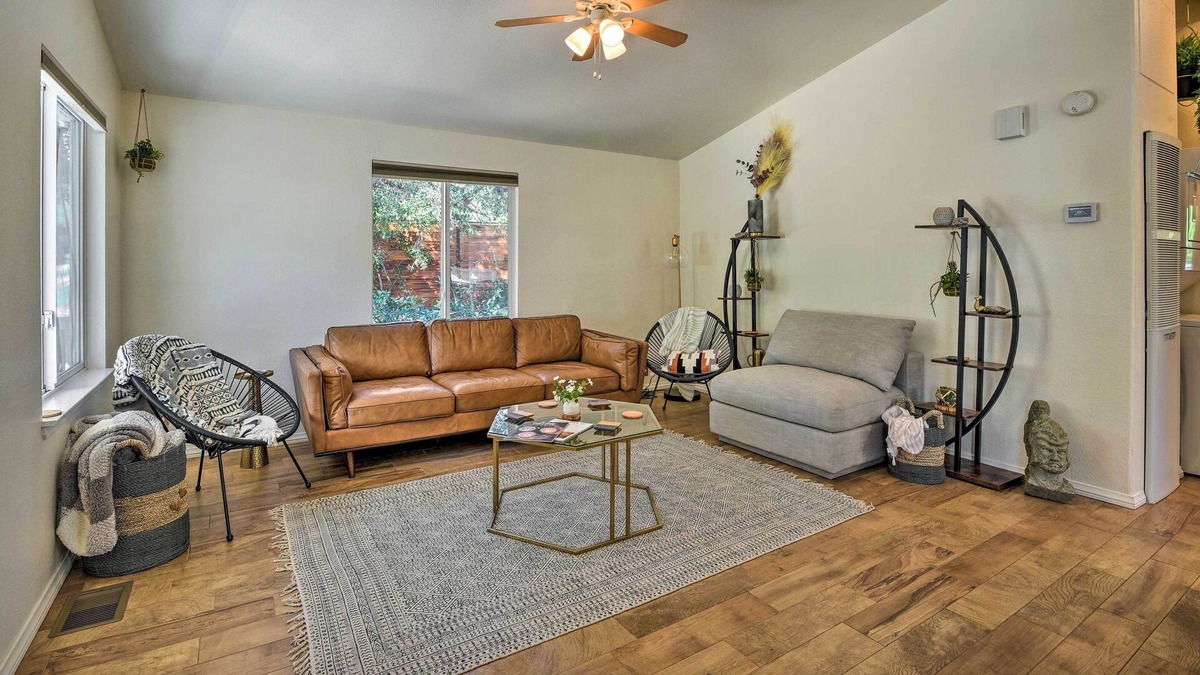 Ventura County House | Tree-Lined Santa Paula Home w/ Spacious Deck!