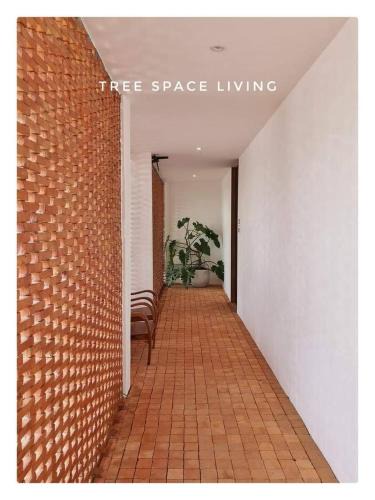 Lang Suan Hotel | Tree Space Living