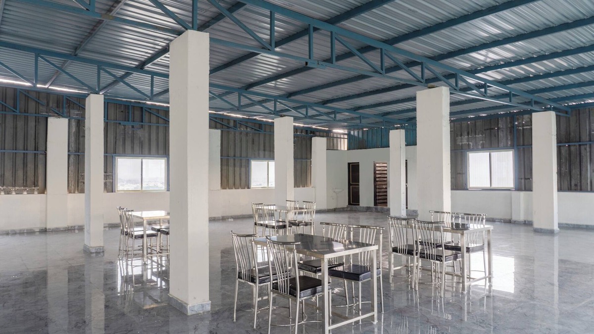 Rajgurunagar Hotel | Treebo Aura Inn Regency