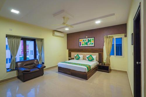 HBR Layout Hotel | Treebo Cranberry Delight, Manyata Tech Park