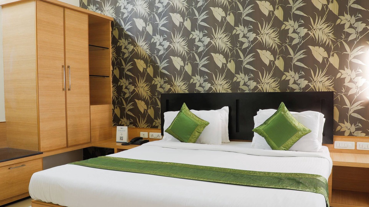 Cidco Hotel | Treebo Trend Yuvraj Aurangabad