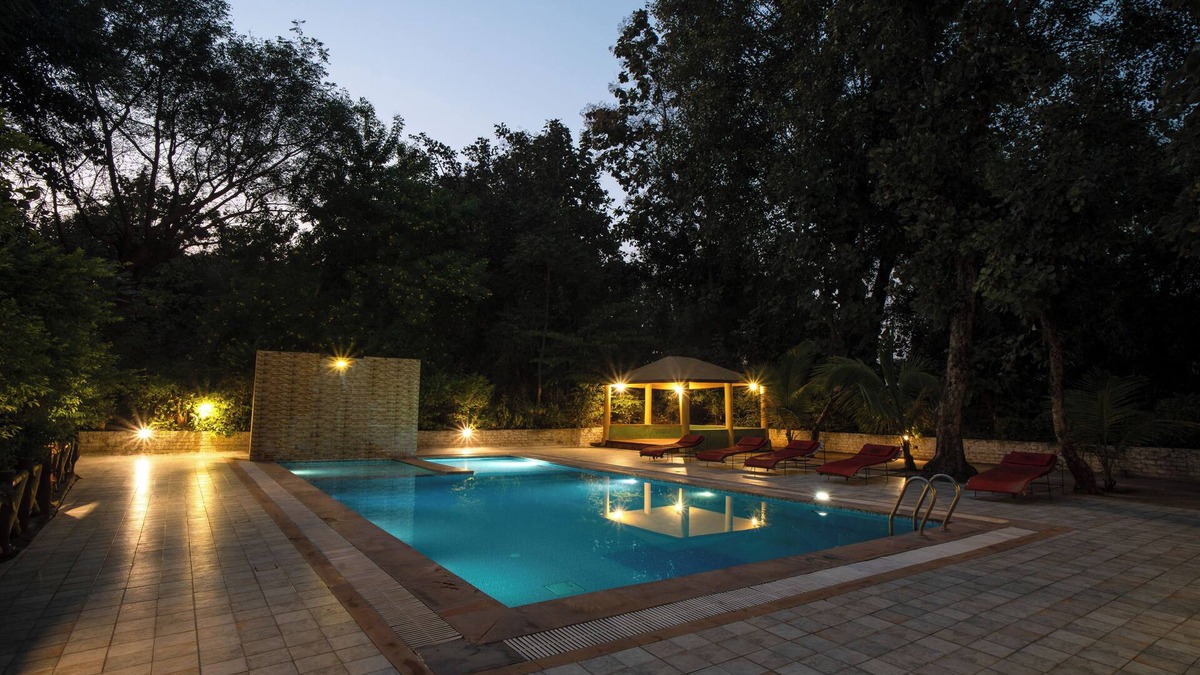 Avarghani Hotel | Treebo Premium Mowgli's Den, Pench