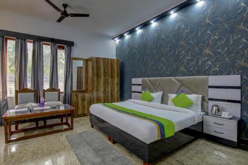 IMT Manesar Hotel | Treebo Sai Village, Manesar