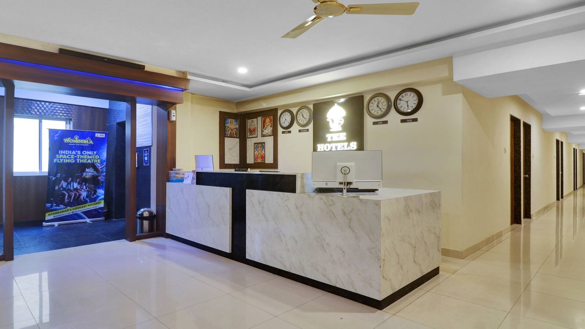 Hyderabad House | Treebo Tee