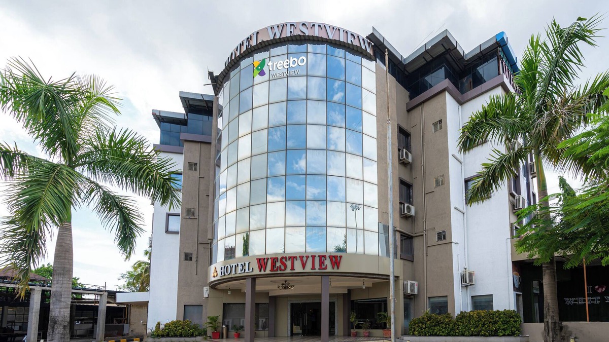 Bhilad Hotel | Treebo Westview