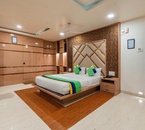 Bhilad Apartment | Treebo Westview