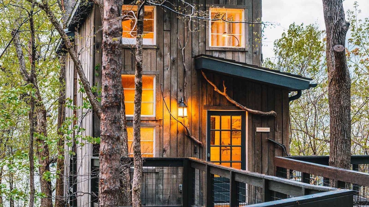 Chattanooga House | Treetop Hideaways: Dogwood Treehouse in Chattanooga