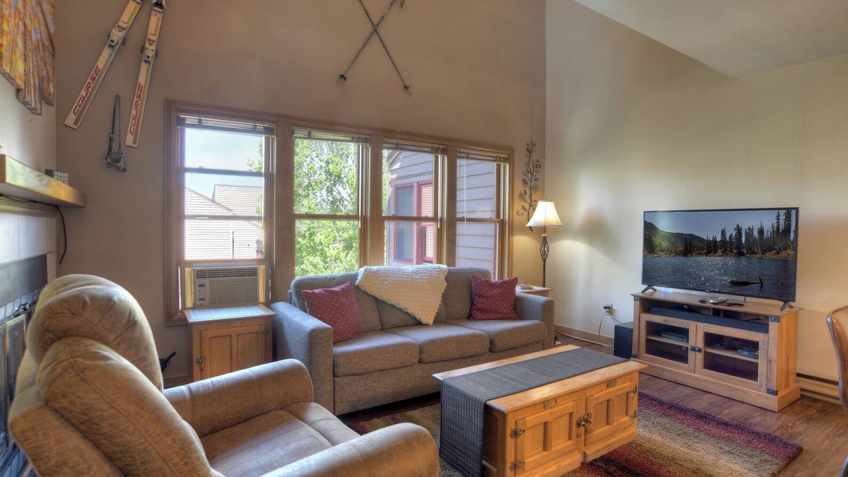 Durango Condo | Treetop Overlook | Pool & HotTub - By FLC, Town, Trails&Golf - Ferringway#33
