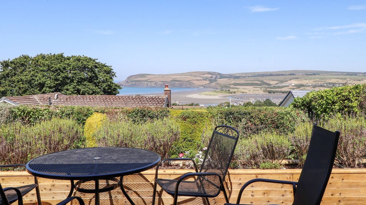 Newport Cottage | Trem Y Morfa