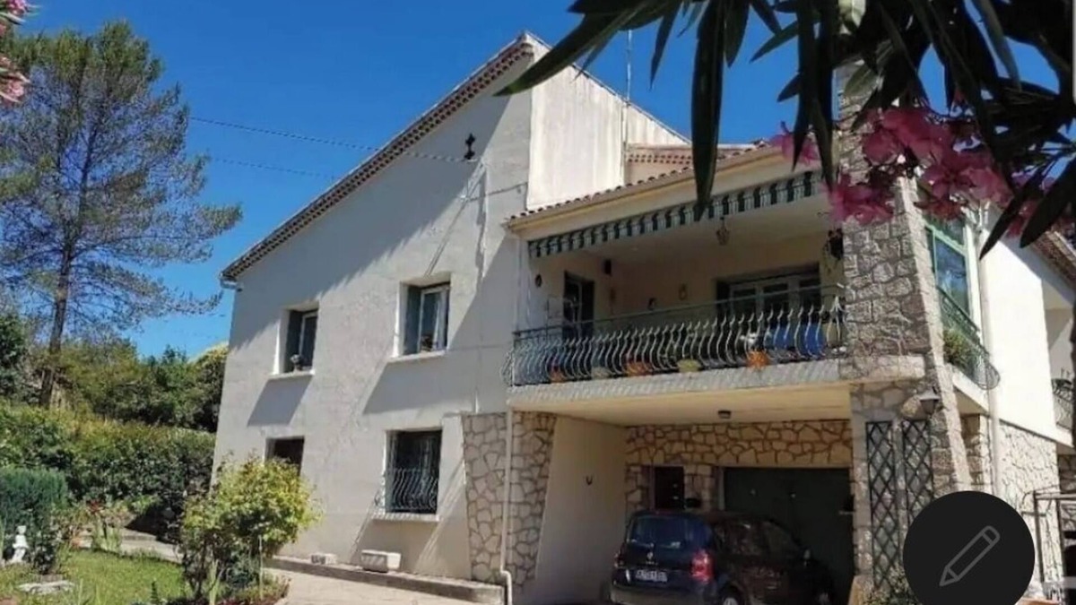 Ales Apartment | Trepeloup accommodation