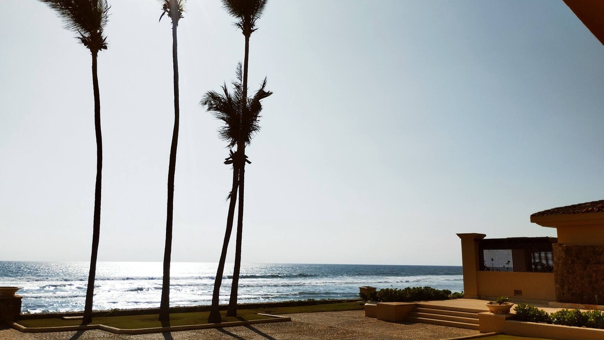 Barra Vieja Hotel | Tres Vidas Acapulco Suites
