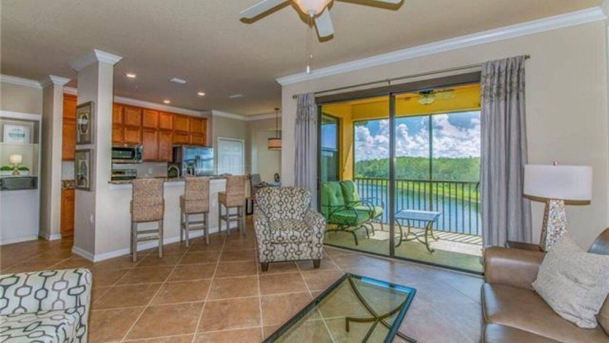 Naples Condo | Treviso Bay Condo on rarely available Top Floor