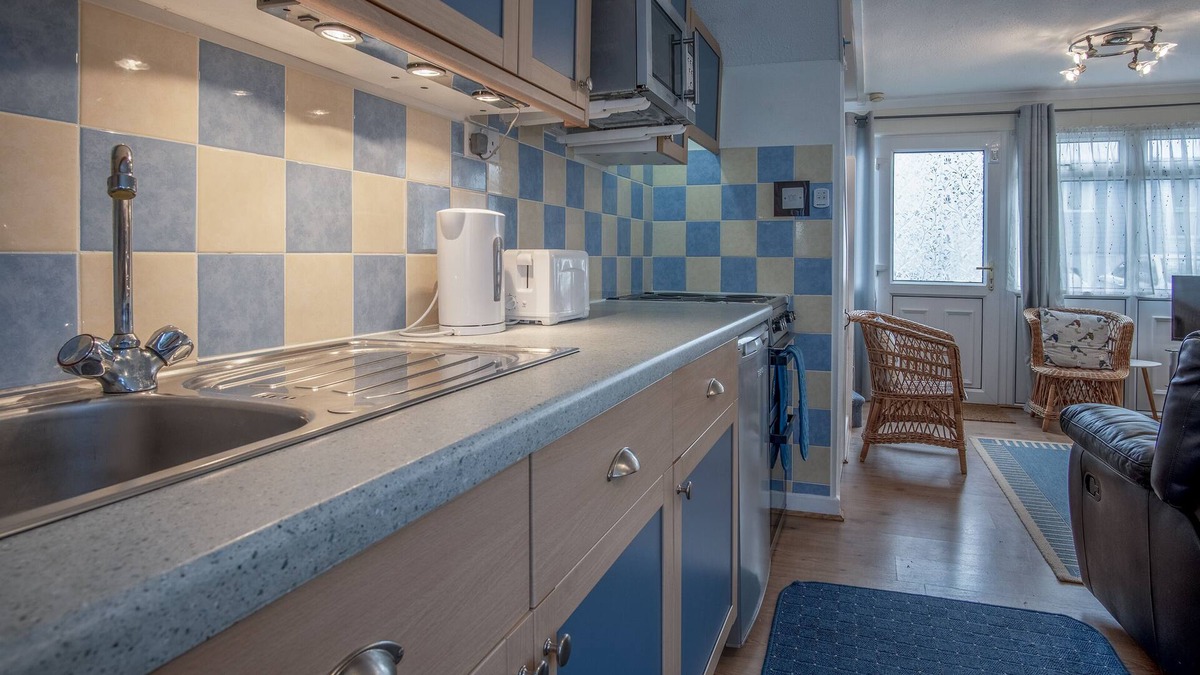 Pembroke Ski Chalet | Trewent Park - 2 Bed - Freshwater East