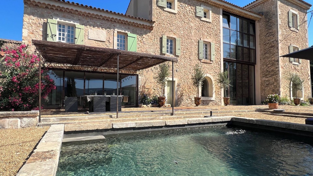 Apt House | Triangle dor du Luberon