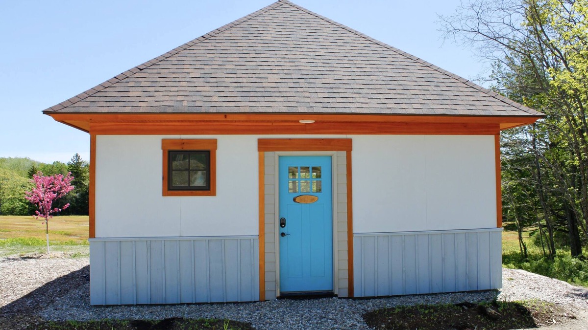 Blue Hill House | Trillium Cottage–Handcrafted, brand-new cottage in Blue Hill