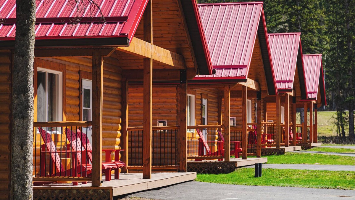 Jasper East Cabin | Triple Bedroom Unit in the Mountain