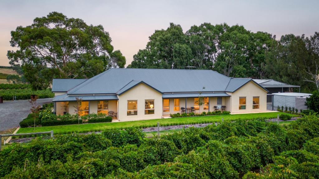 Seppeltsfield House | Triple Creek Guest House - Barossa Region