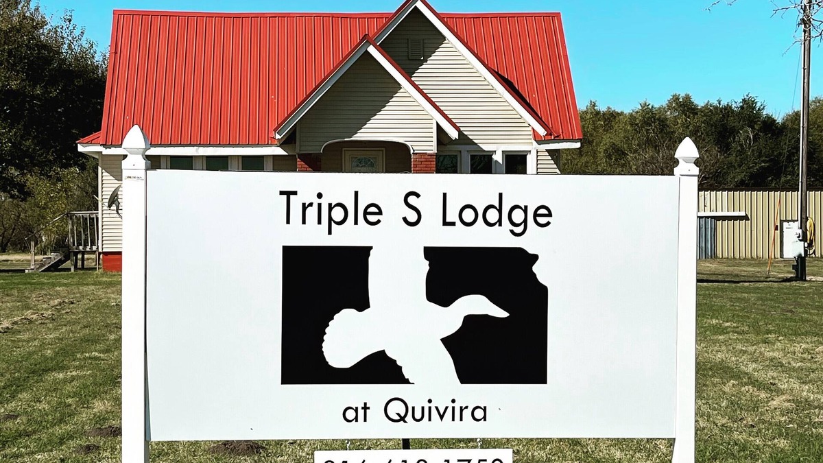 Stafford County House | Triple S Lodge at Quivira