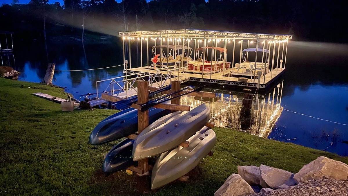La Follette Resort | “Triple Timbers” 18 bdrm,sleeps 56! hotubs, docks, 5 firepits, sxs, rent boats