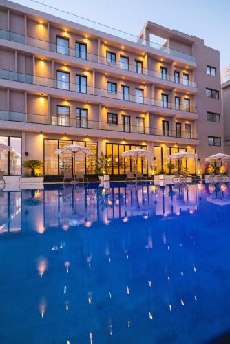 Radhime Hotel | Tris3 Hotel