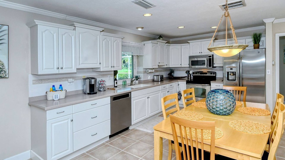 Sorrento Shores House | Tropical canal front home in Osprey