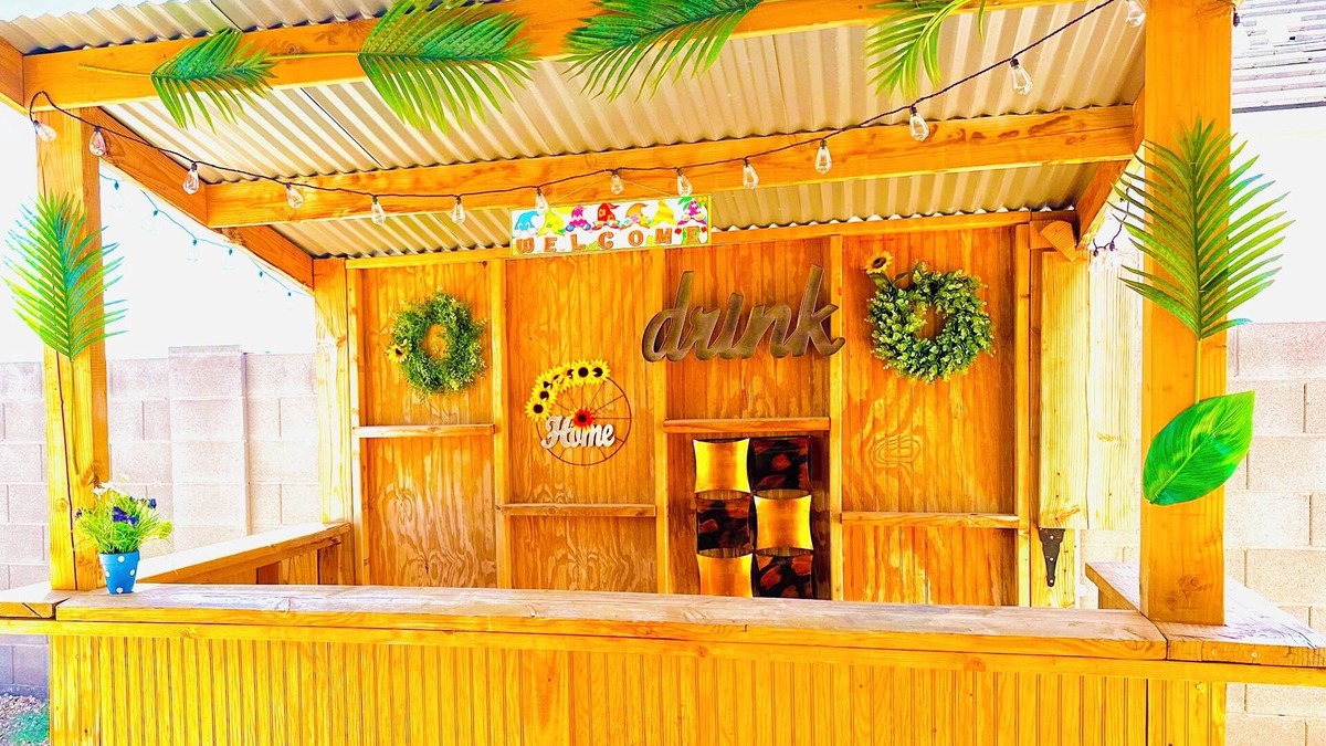 Maricopa House | Tropical Desert Oasis. New built! Family friendly. Grill,Tiki bar&Mountain view.