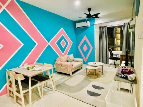 Kuala Pilah District Apartment | Tropical Home1BedRoomHorizonSuitesSunsuriaCitySepang KLIAWi-lFiNetflixFree Parking