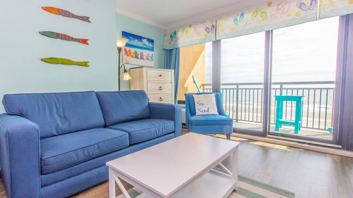Myrtle Beach Condo | Tropical Oceanfront King Suite-Caravelle Resort 420