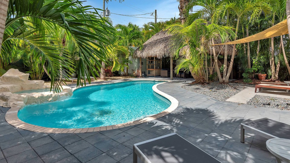 Parkside House | Tropical Paradise in Hollywood FL