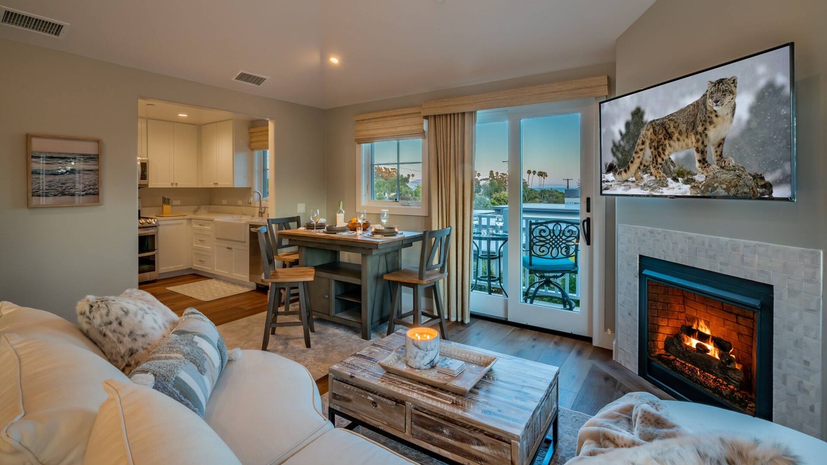 East Mesa House | Tropical Retreat South - Oceanview Loft on East Mesa
