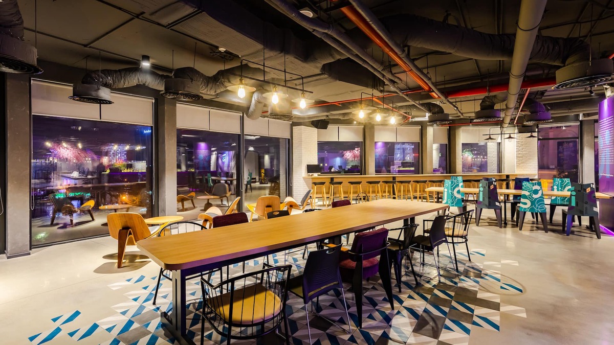 Bac Giang Hotel | Tru by Hilton Bac Giang City Centre