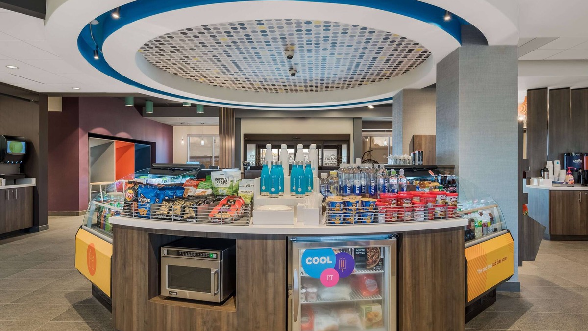 Greensboro Hotel | Tru by Hilton Greensboro, NC
