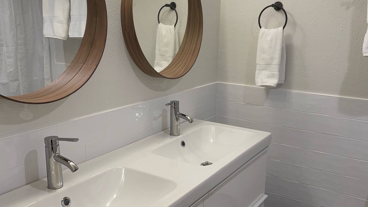 Crested Butte Condo | True ski-in/out! Newly renovated, pet-friendly 2BR condo