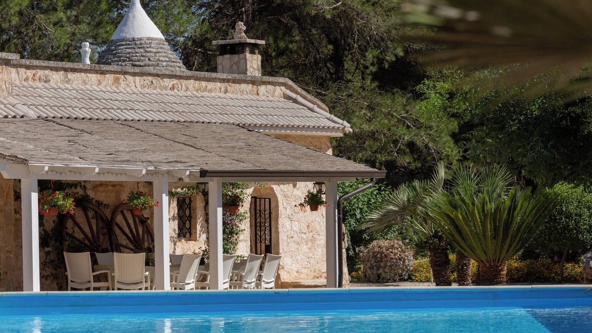 Ceglie Messapica Villa | Trulli Inn Villa: private massive pool, garden, wifi, bbq