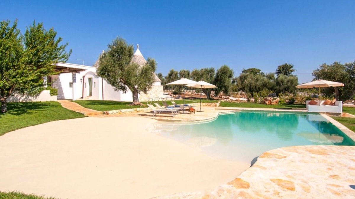 Ceglie Messapica Villa | Trulli Masciarola - Four Bedroom Villa, Sleeps 9