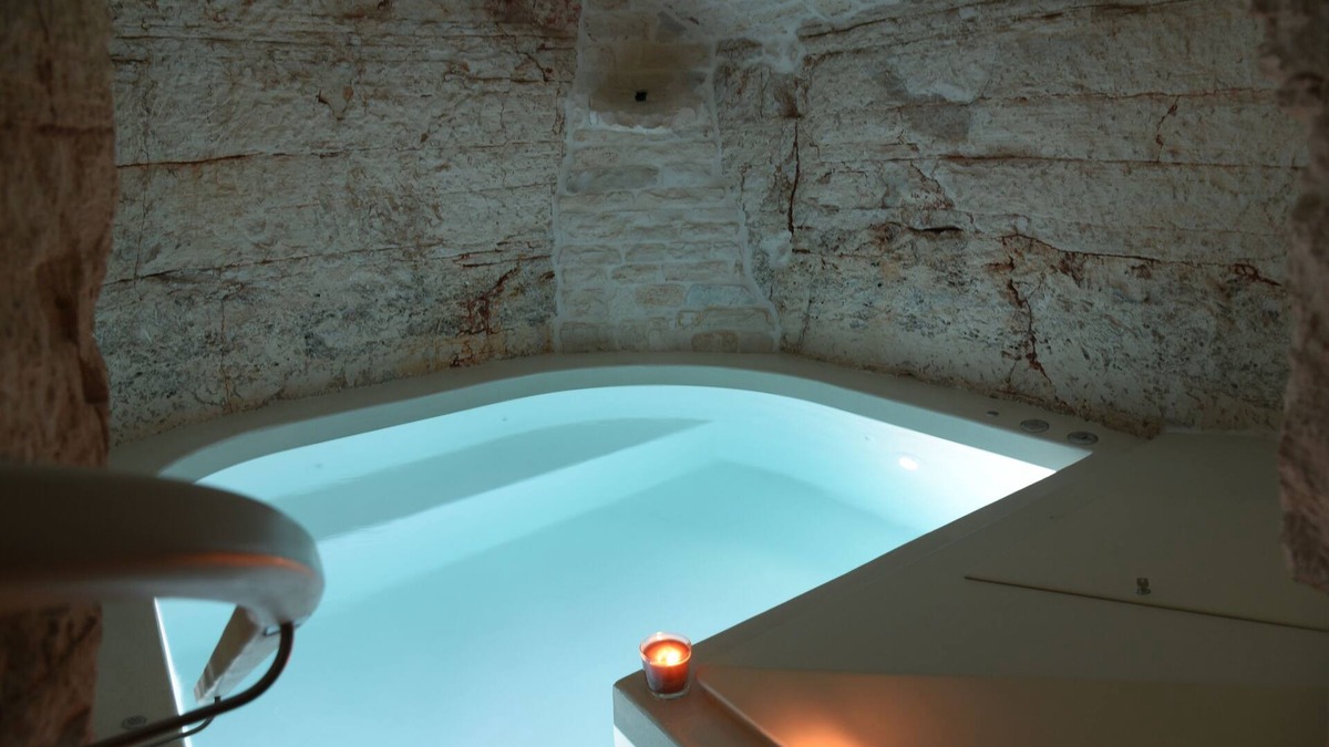 Alberobello House | Trulli Stone Eyes