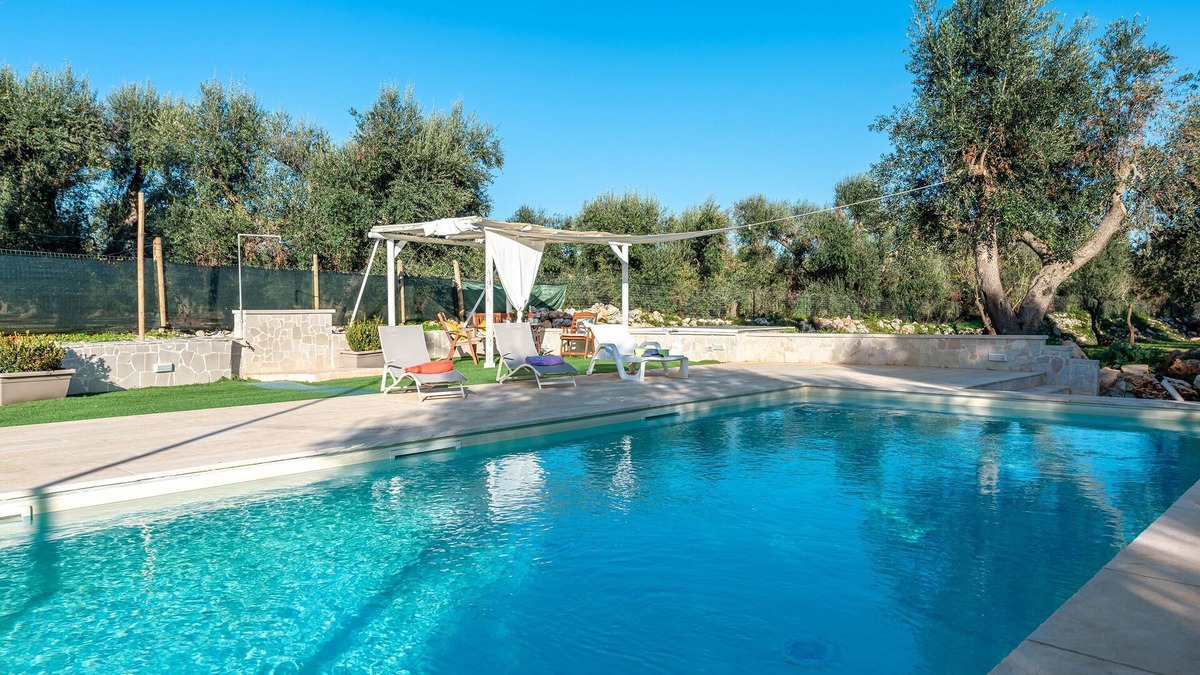 San Vito dei Normanni Villa | Trullo Delle Ginestre Private Pool, Latiano, Italy