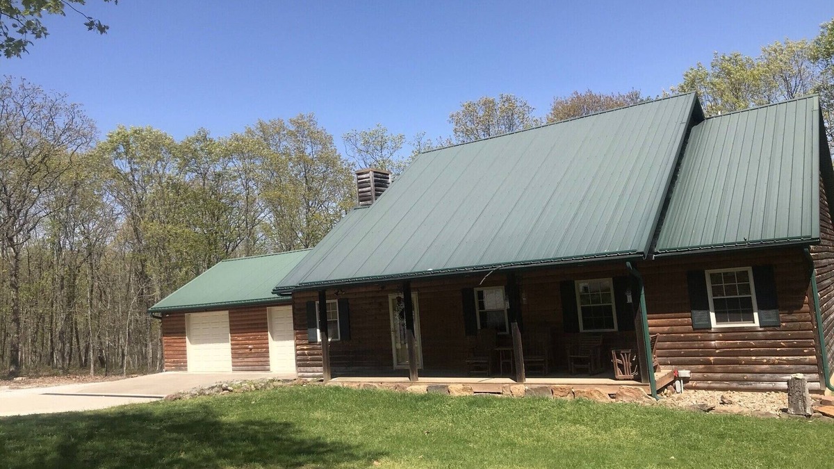 Warsaw Cabin | Truman Lake Vacation Home on 10 Acres, Borders Public Ground