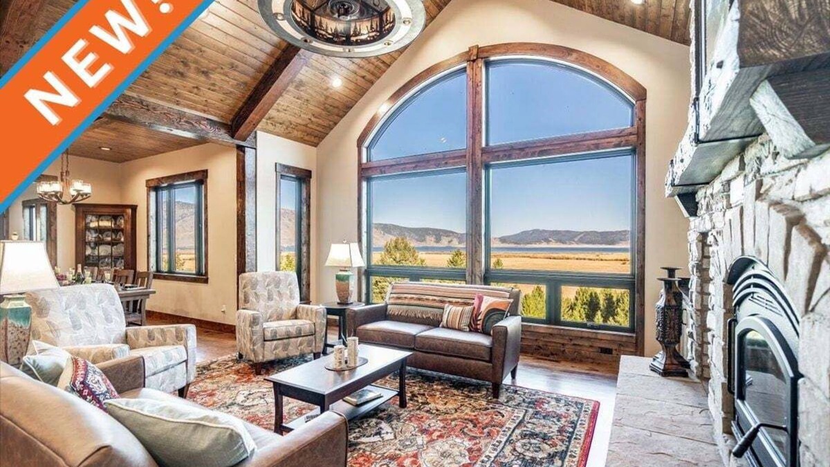 Island Park House | Trumpeter Swan,4Br/3 1/2Ba,BBQ,Firepit,Best views in island park,Lakeview,20m 2 YNP,Secluded,Deck