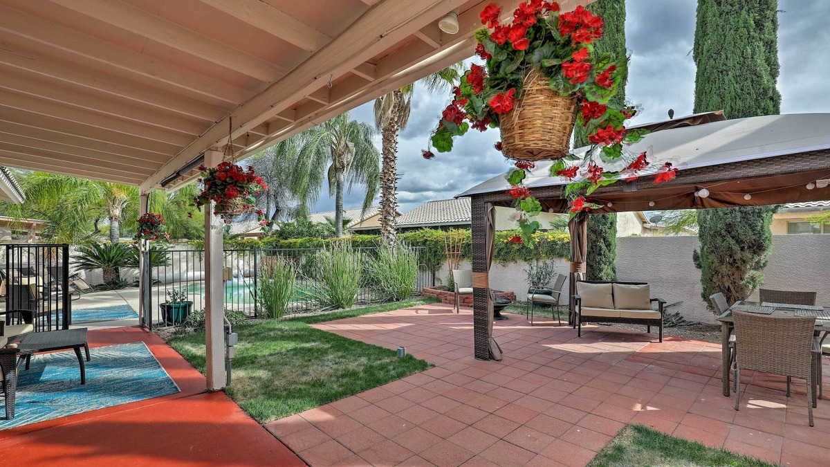 Rita Ranch House | Tucson Getaway w/Yard, Pool, Hot Tub + Gas Grill!