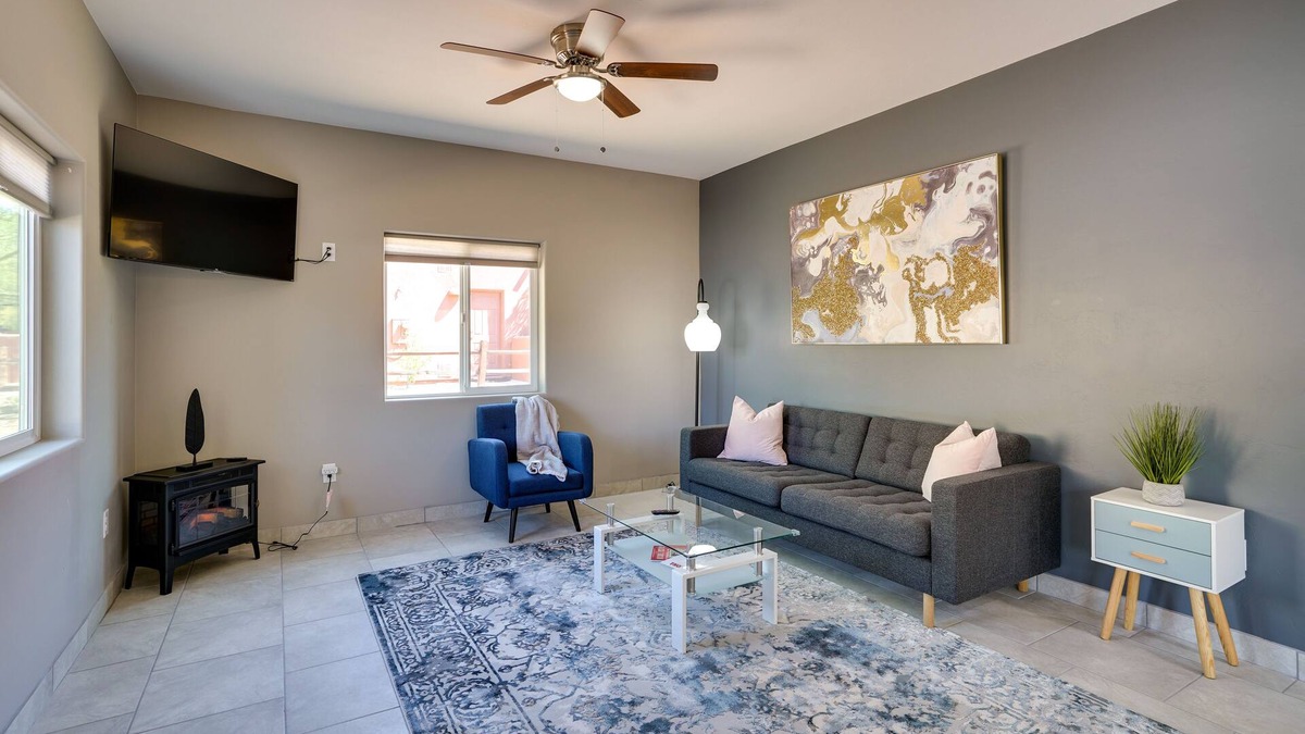 Tucson Estates House | Tucson Vacation Rental w/Community Pool!