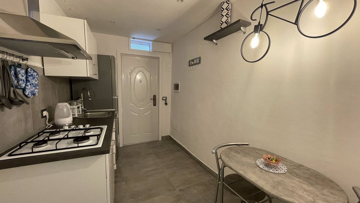 Monte di Pieta House | Tufoletto Apartment