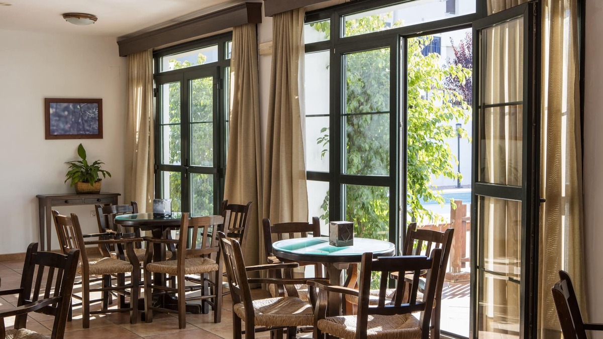 Olvera Hotel | TUGASA Sierra Y Cal