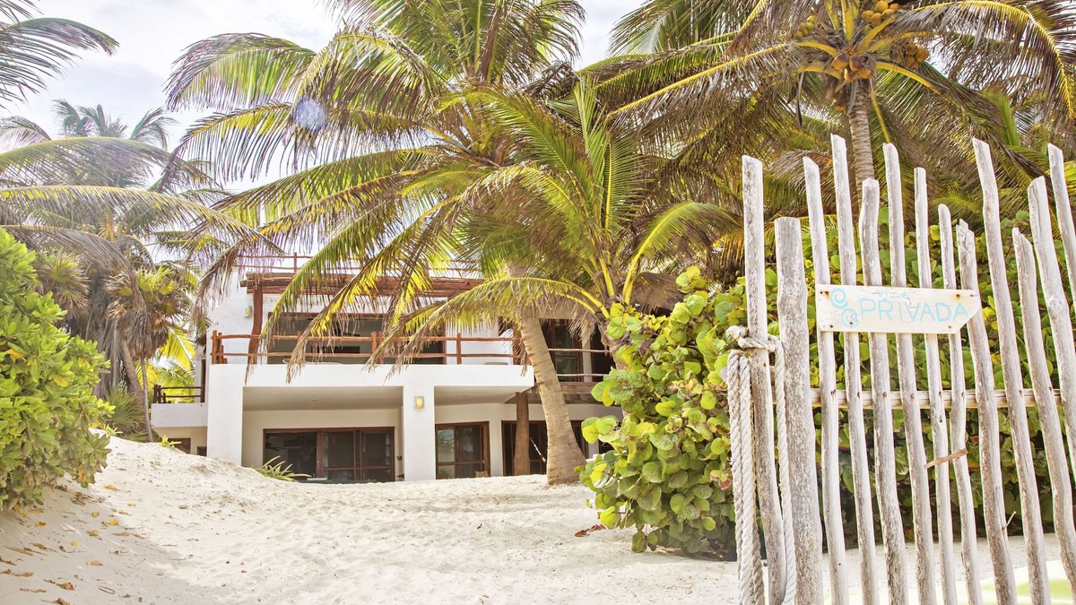 Zona Hotelera Villa | Tulum Beachfront Private Villa In the Heart of South Tulum Beach!